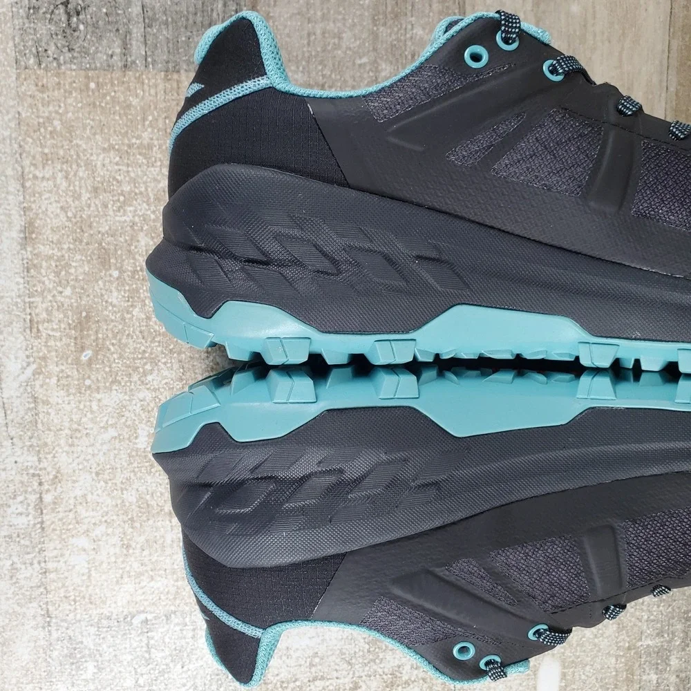 Mammut Sertig II Low GTX Womens Shoes Sz 8 Black-Dark Frosty Hiking Trail